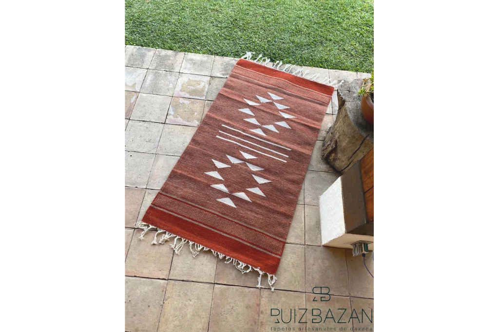 Tapete Cenizo 150cms largo x 80cms ancho (5ft x 2.6ft)