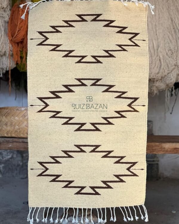 Tapete Marfil 100cms largo x 60cms ancho (3.2ft x 1.96ft)